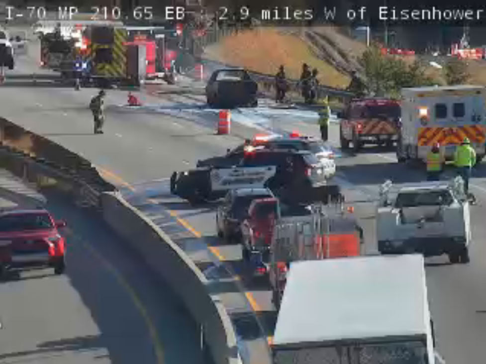 Vehicle fire briefly closes I70 eastbound from Silverthorne to the